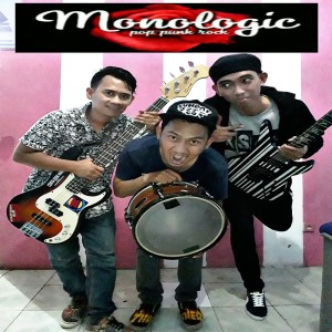 Dengarkan Brengsek lagu dari Monologic dengan lirik