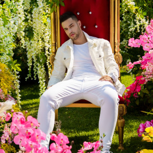 ดาวน์โหลดและฟังเพลง Babe Babe พร้อมเนื้อเพลงจาก Sergio