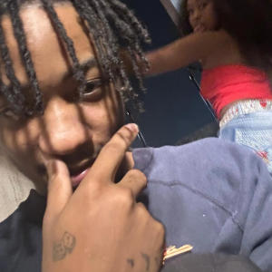 收聽Kemariunn的Profit (Explicit)歌詞歌曲