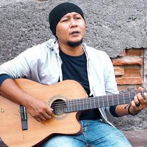 Listen to Istri Saleha song with lyrics from Eko Sukarno