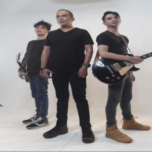 Listen to Percuma song with lyrics from Hengky Hepon