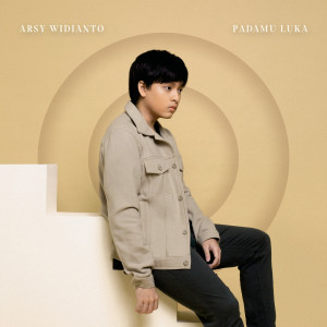 ดาวน์โหลดและฟังเพลง Padamu Luka พร้อมเนื้อเพลงจาก Arsy Widianto