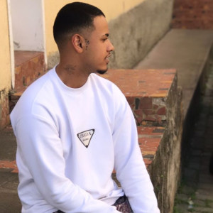 收聽MC GB DE JF的Nós Ta De Marola歌詞歌曲