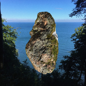 Hidden Cove dari I Am Oak