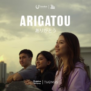 ดาวน์โหลดและฟังเพลง Arigatou พร้อมเนื้อเพลงจาก Angeline Victoria