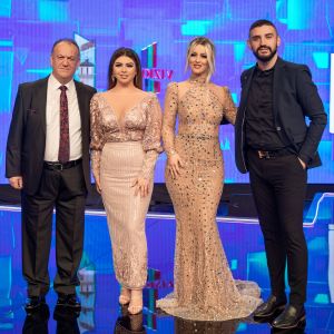 Dengarkan lagu Kur Don Zemra nyanyian Mahmut Ferati dengan lirik