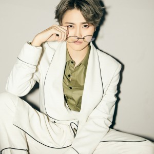 收听李蓉儿的逍遥游歌词歌曲