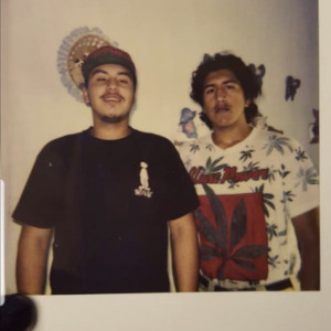 Dengarkan December (Explicit) lagu dari Hunnid Racks dengan lirik