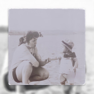 Listen to Tutto Indietro song with lyrics from Quadro