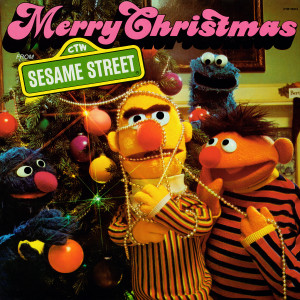 收聽The Sesame Street Cast的Deck the Halls / Jingle Bells / White Christmas / Winter Wonderland (Medley)歌詞歌曲