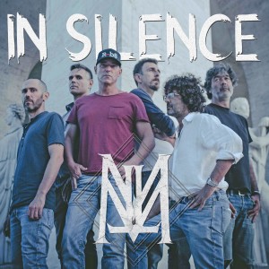 ดาวน์โหลดและฟังเพลง In Silence พร้อมเนื้อเพลงจาก Mistress' Leaf