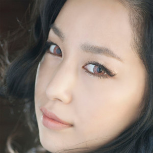 ดาวน์โหลดและฟังเพลง Ainouta พร้อมเนื้อเพลงจาก Mika Nakashima