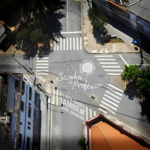 ดาวน์โหลดและฟังเพลง Resposta da Amélia พร้อมเนื้อเพลงจาก Samba do Professor