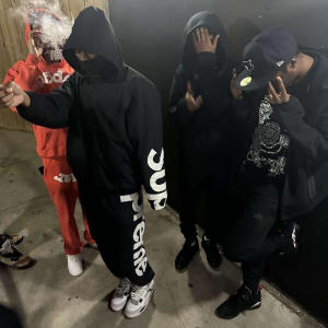 收聽23 Binladen的Too Fast (feat. Jackboi) (Explicit)歌詞歌曲