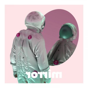 Dengarkan 镜子 lagu dari Visudy dengan lirik