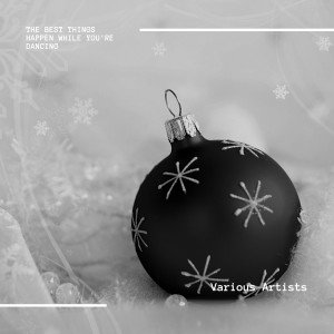 收听Bing Crosby的Snow (Vera-Ellen aka Trudy Stevens)歌词歌曲