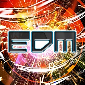 ดาวน์โหลดและฟังเพลง Somewhere พร้อมเนื้อเพลงจาก EDM