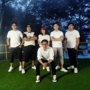 Listen to Ada Rindu Untukmu song with lyrics from GASCOUSTIC