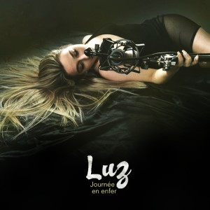Dengarkan lagu Journée en enfer (Explicit) nyanyian luz dengan lirik