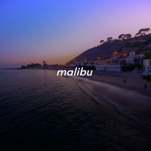 收听Max Steiner的Prelude歌词歌曲