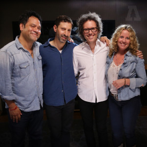 Dengarkan Rescue Me (Audiotree Live Version) lagu dari Amy Helm dengan lirik