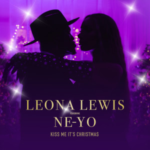 ดาวน์โหลดและฟังเพลง Kiss Me It's Christmas พร้อมเนื้อเพลงจาก Leona Lewis