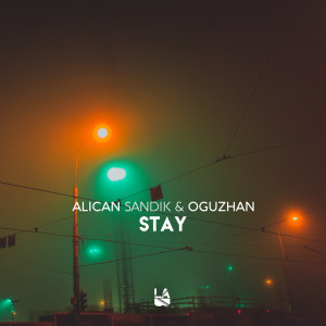 收聽Alican Sandık的Stay歌詞歌曲
