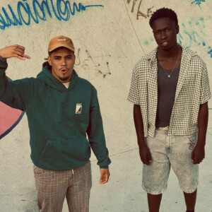 default playlist img