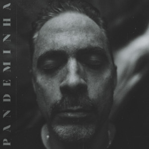 ดาวน์โหลดและฟังเพลง Mangarasonhos พร้อมเนื้อเพลงจาก Mauricio Oliveira