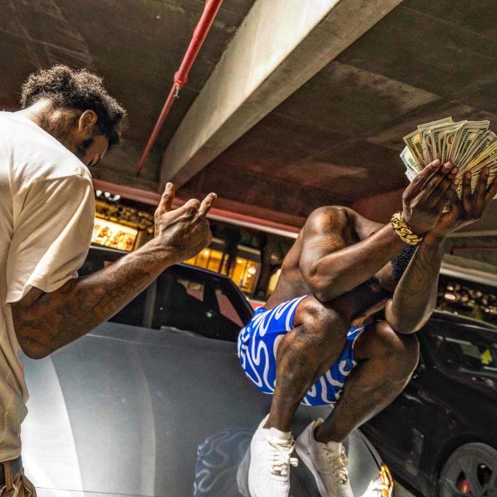 Motion Ran OUT (feat. 0001Heartlesss & OxG) (Explicit)