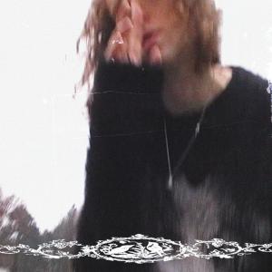 收聽Ksiaze700的winorośla歌詞歌曲