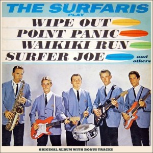 ดาวน์โหลดและฟังเพลง Bat Man พร้อมเนื้อเพลงจาก The Surfaris