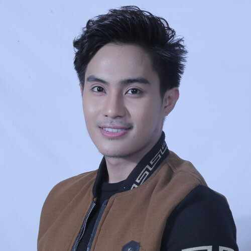 ภพ พิพัฒน์