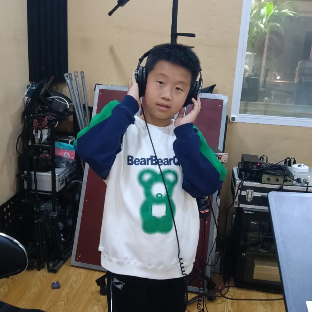 陈泓锡