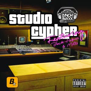 ดาวน์โหลดและฟังเพลง Studio Cypher (feat. Mills & Black Hefner) (Explicit) พร้อมเนื้อเพลงจาก LunchBoxxx