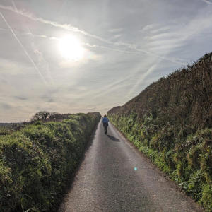 ดาวน์โหลดและฟังเพลง Anxiety พร้อมเนื้อเพลงจาก jadey