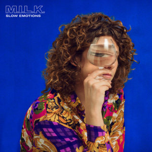 ดาวน์โหลดและฟังเพลง Slow Emotions พร้อมเนื้อเพลงจาก M.I.L.K.