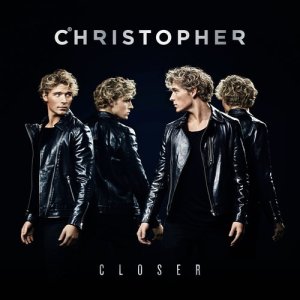 ดาวน์โหลดและฟังเพลง Tulips พร้อมเนื้อเพลงจาก Christopher