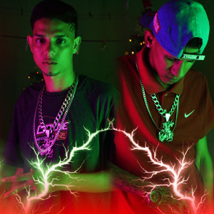 ดาวน์โหลดและฟังเพลง Eu Sou do Corre e Ela Que Cola Comigo พร้อมเนื้อเพลงจาก Studio Batida Zika