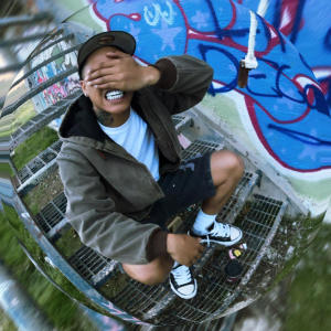 default playlist img