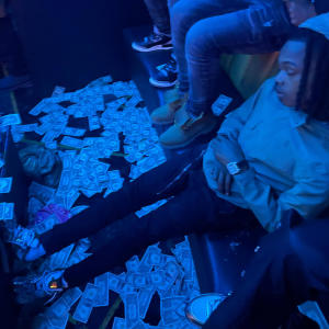 收聽Lul Wop的Raned out of time歌詞歌曲