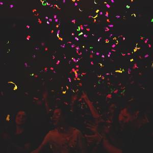 收聽Midas MNL的Stai歌詞歌曲