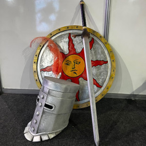 ดาวน์โหลดและฟังเพลง PRAISE THE SUN (K-Mix|Explicit) พร้อมเนื้อเพลงจาก tsunami santo