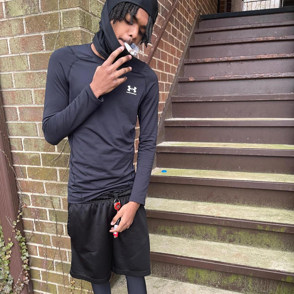 Youngest N Charge (feat. 4xjamo) (Explicit)