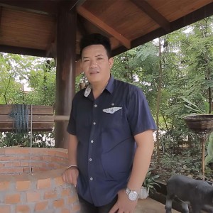 Dengarkan ໂຊກຕ່າງລ່າງຊາຕາຕ່າງລ່າງ (โชกต่างล่างชาตาต่างล่าง) lagu dari Duangdala Saiyloung dengan lirik