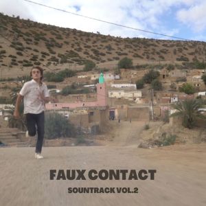 Dengarkan lagu Ça tourne dans ma tête (Remix) nyanyian Faux Contact dengan lirik
