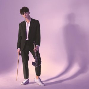 收聽Uriah See的Now Or Never歌詞歌曲