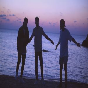 Listen to Hatalarım Var (Explicit) song with lyrics from Batuhan Seyrek