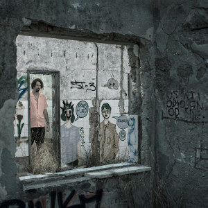 Dengarkan lagu Another nyanyian Nikola Čelan dengan lirik