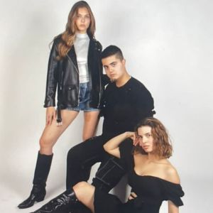 Album Riccardo (Guitar Version) from FireLight